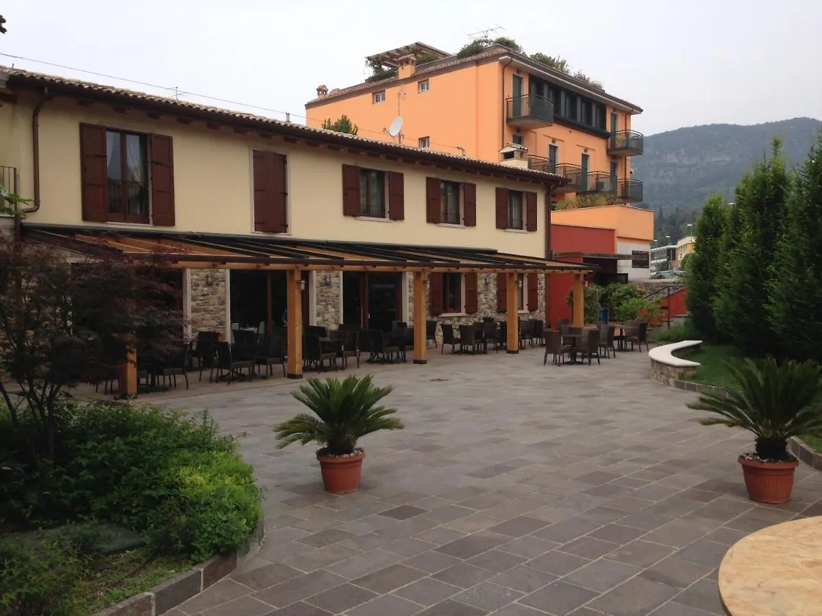 Thai Orchidee Restaurant&Rooms Garda  0*, Garda (Verona)