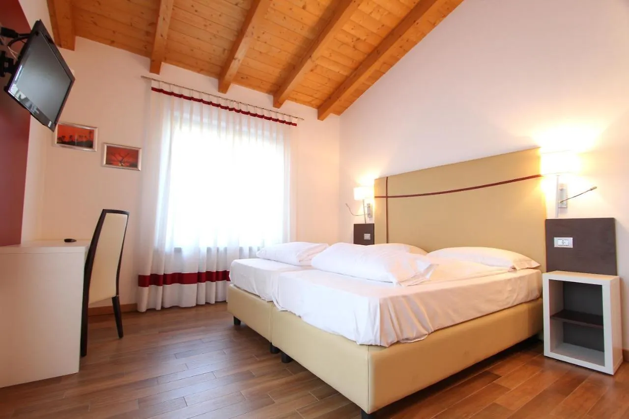 Thai Orchidee Restaurant&Rooms Garda  Gasthuis Garda (Verona)