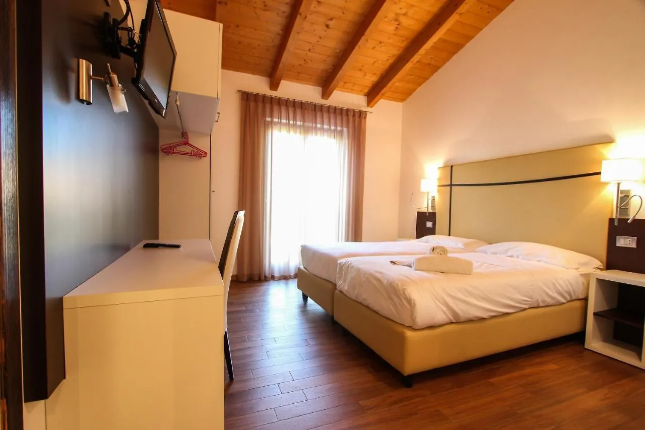 Thai Orchidee Restaurant&Rooms Garda  Gasthuis Garda (Verona)
